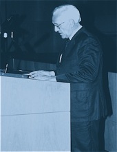 Dr.L.Kraft na Aula da Univ. Koeln. Arquivo ABE